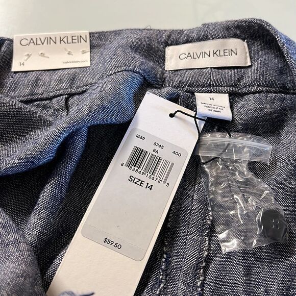 Calvin Klein shorts  - Picture 9 of 9